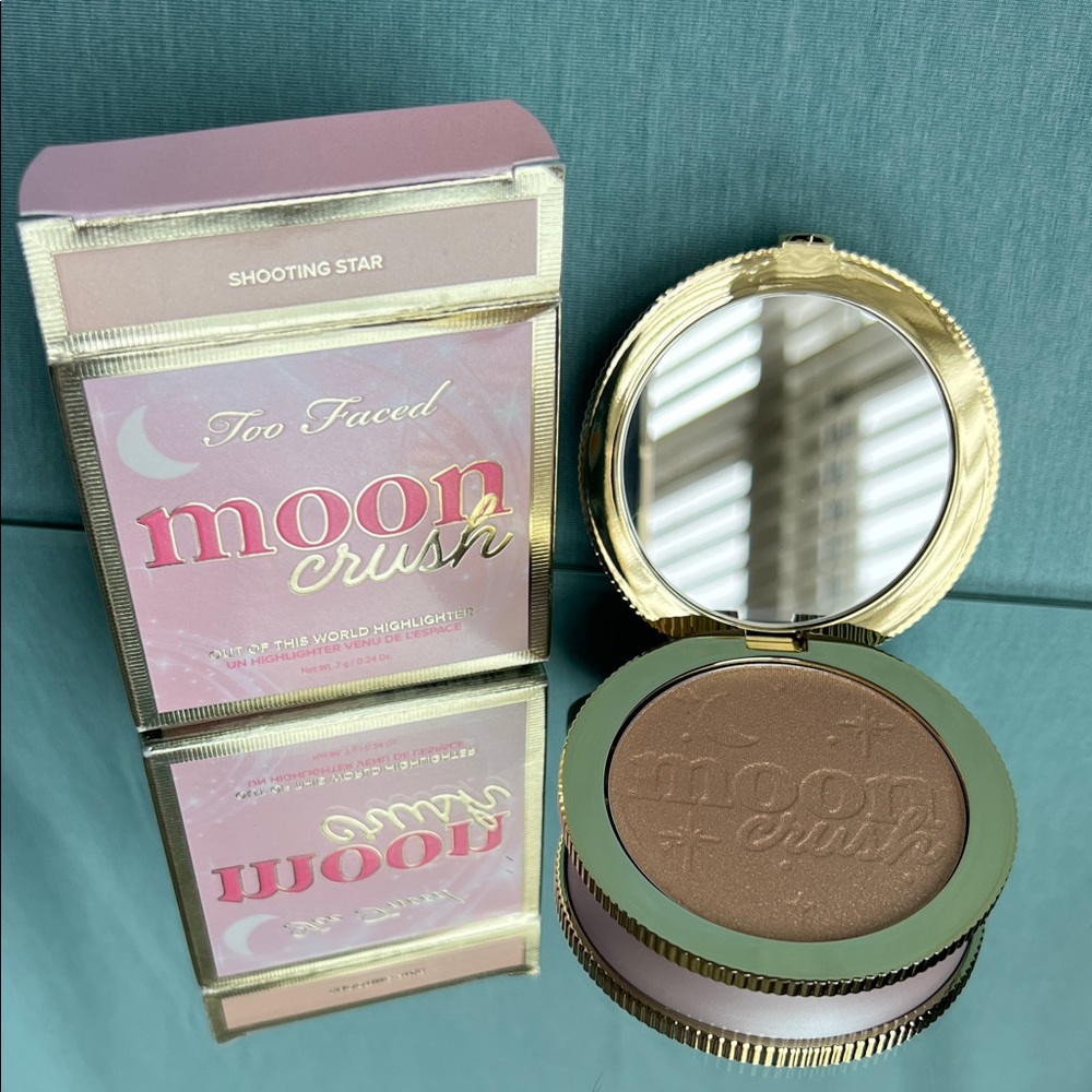 Too Faced Moon Crush Highlighter - Shooting Star